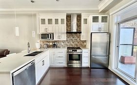 Spacious Home In Richmond